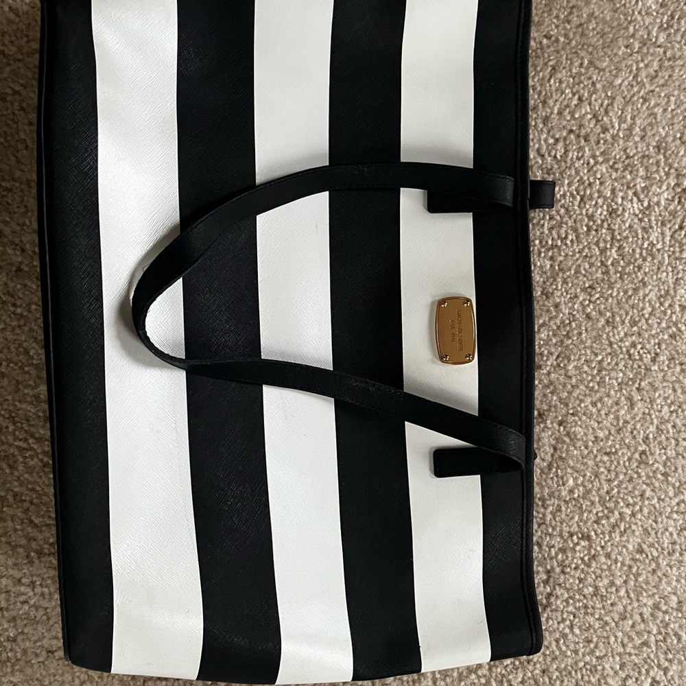 Michael Kors tote